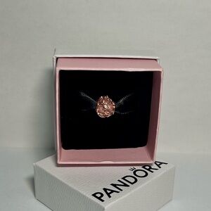 Pandora Rose Pink Decorative Leave